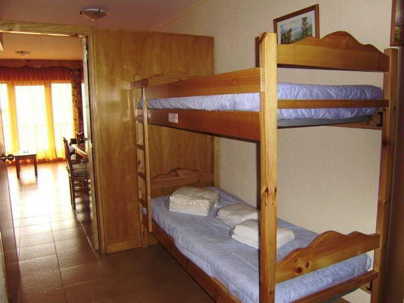 Apartamentos Pie De Pistas Mikka 3000 Pas De La Casa Exterior photo